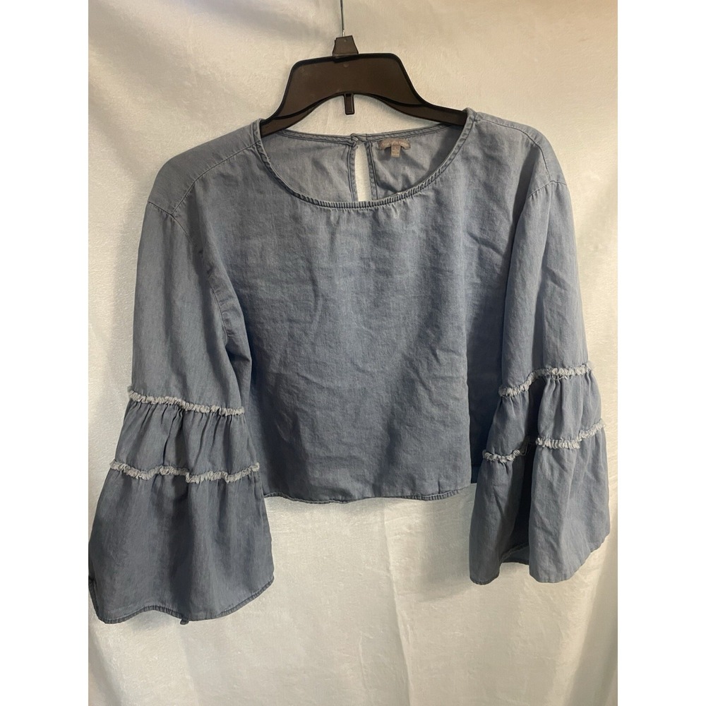 Charlotte Russe‎ Blouse  Chambray Cropped Top Bell Sleeve Large Hippie Boho